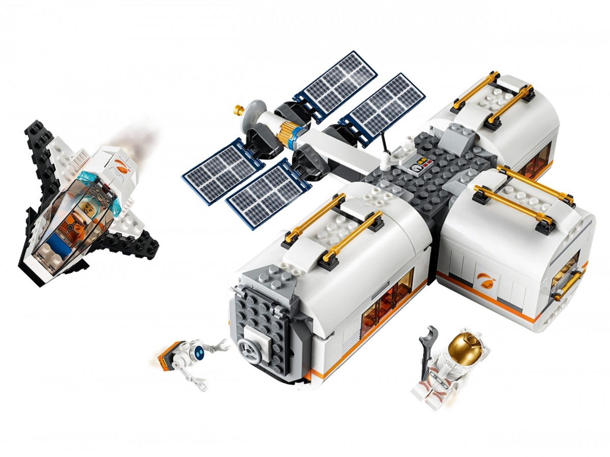lego 60227 lunar space station scaled