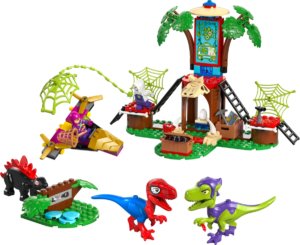 LEGO Spidey and Gobby’s Raptor Battle at Tree House HQ 11200